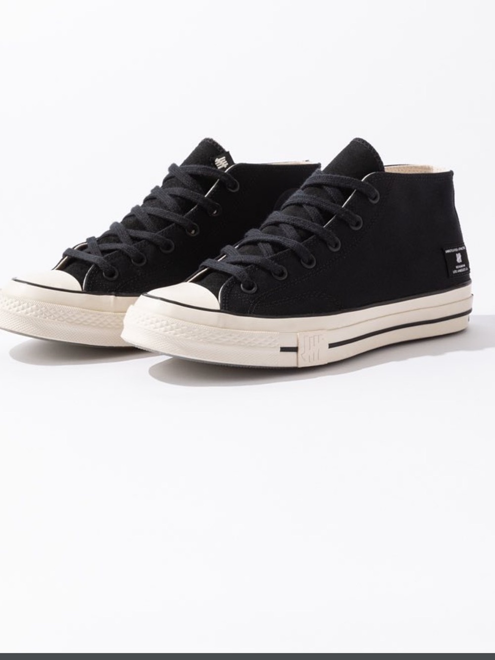 Converse / Undefeated Women's Size 7